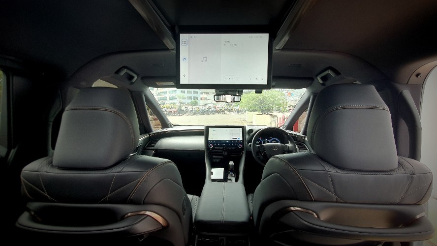 2024 Toyota Alphard Hybrid 2024 Toyota Alphard Hybrid