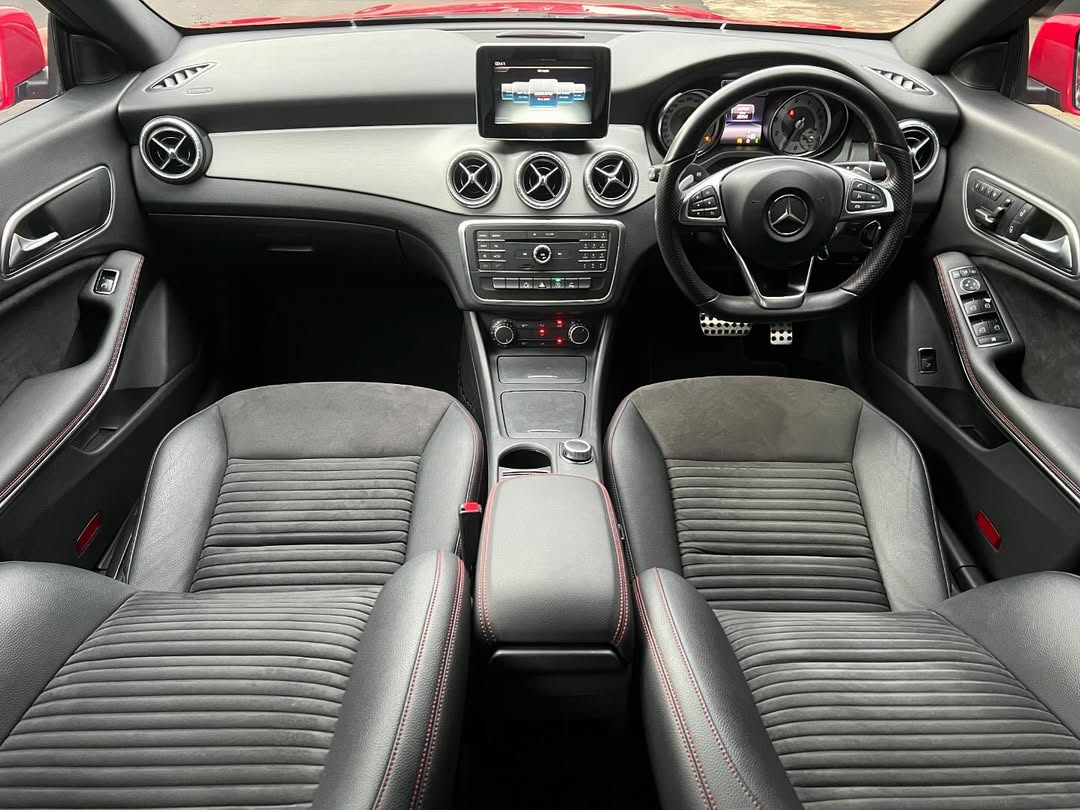 2015 Mercedes Benz CLA-Class 200 Urban 2015 Mercedes Benz CLA-Class 200 Urban