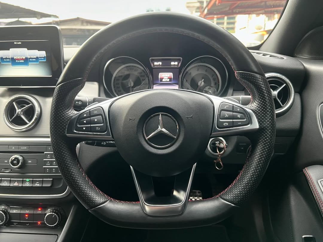 2015 Mercedes Benz CLA-Class 200 Urban 2015 Mercedes Benz CLA-Class 200 Urban