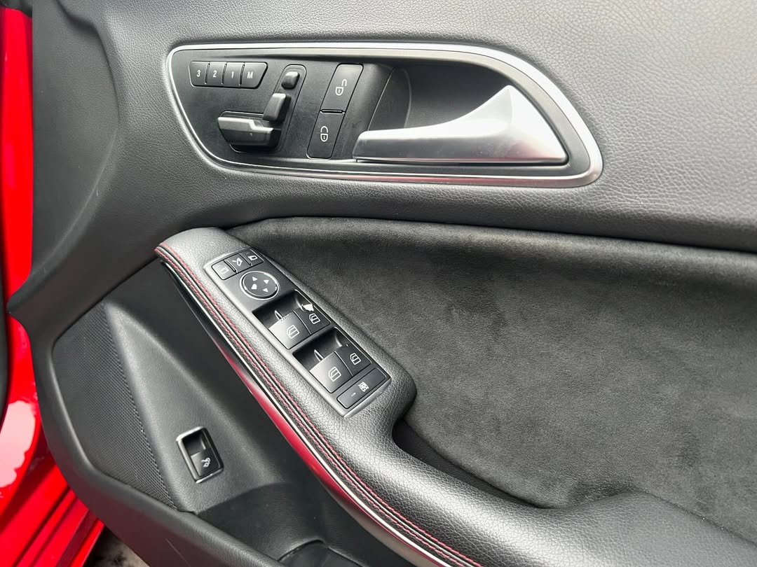 2015 Mercedes Benz CLA-Class 200 Urban 2015 Mercedes Benz CLA-Class 200 Urban