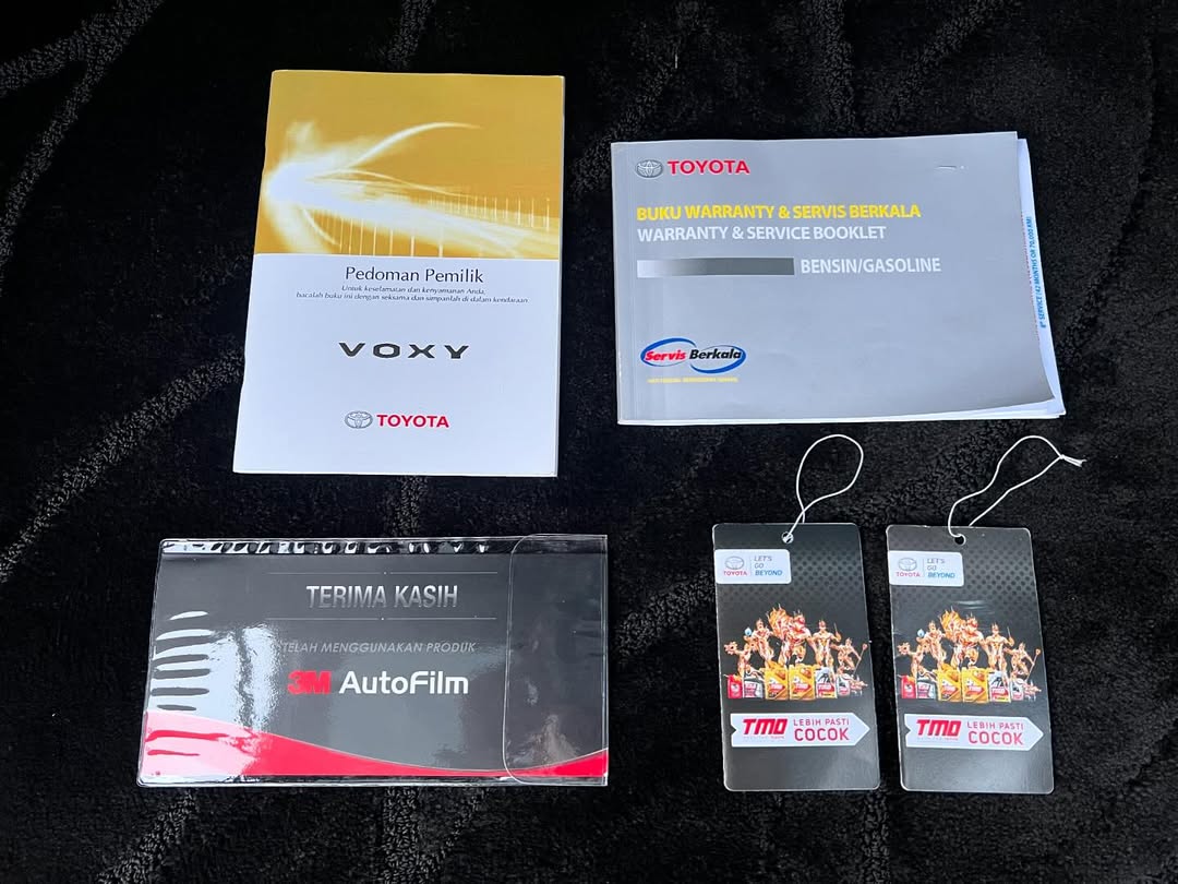 2021 Toyota Voxy 2021 Toyota Voxy