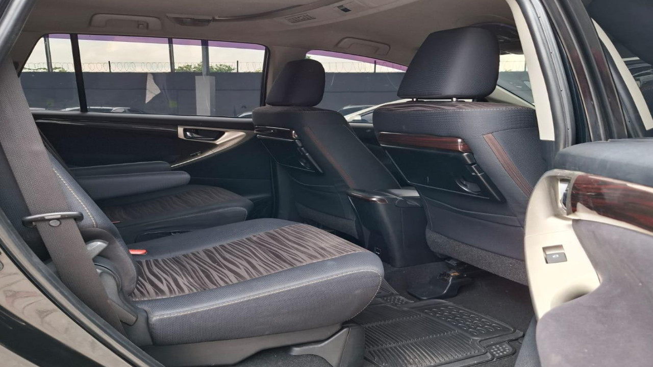 2017 Toyota Innova 2017 Toyota Innova