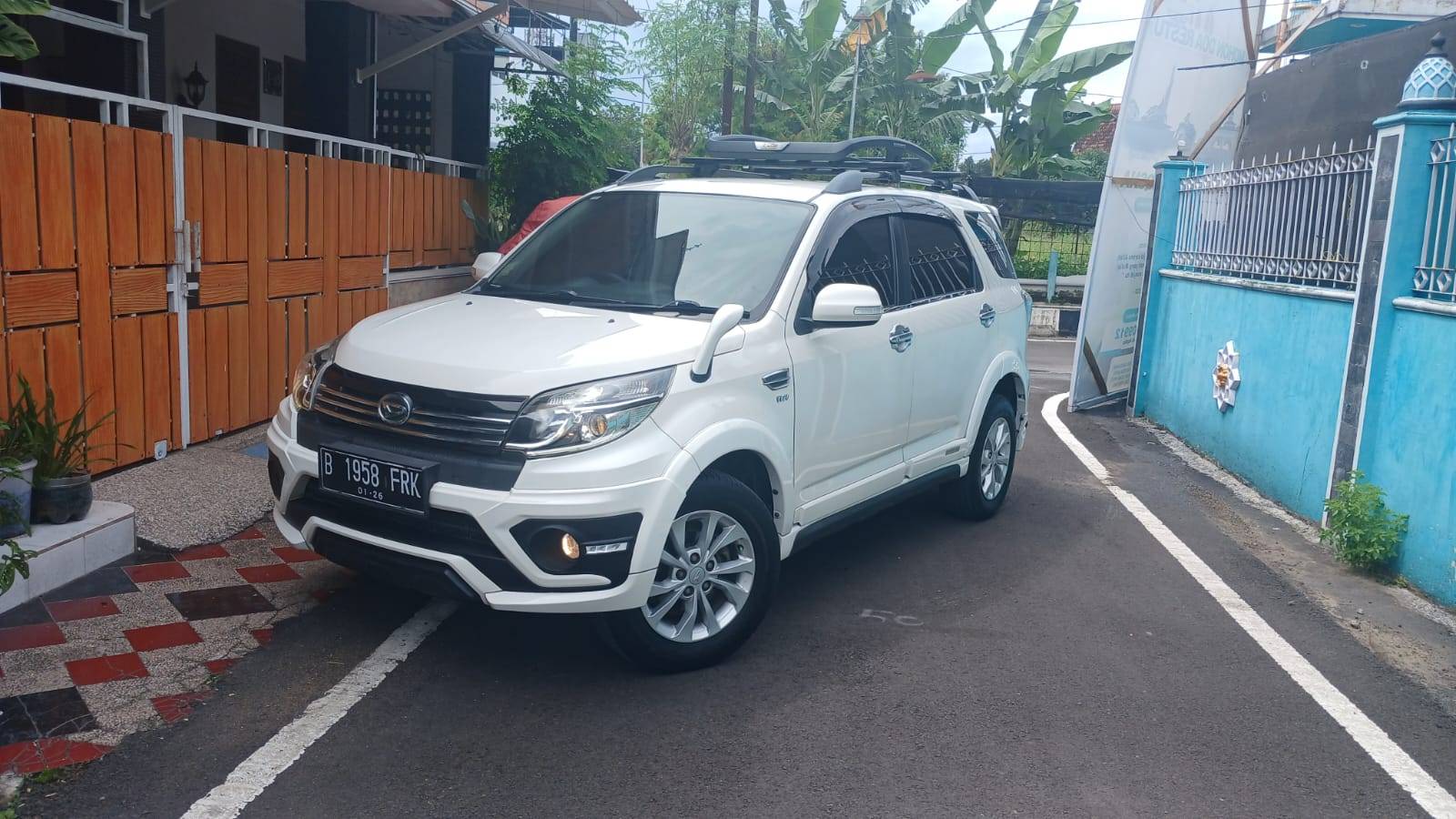 2015 Daihatsu Terios Bekas 2015 Daihatsu Terios Bekas
