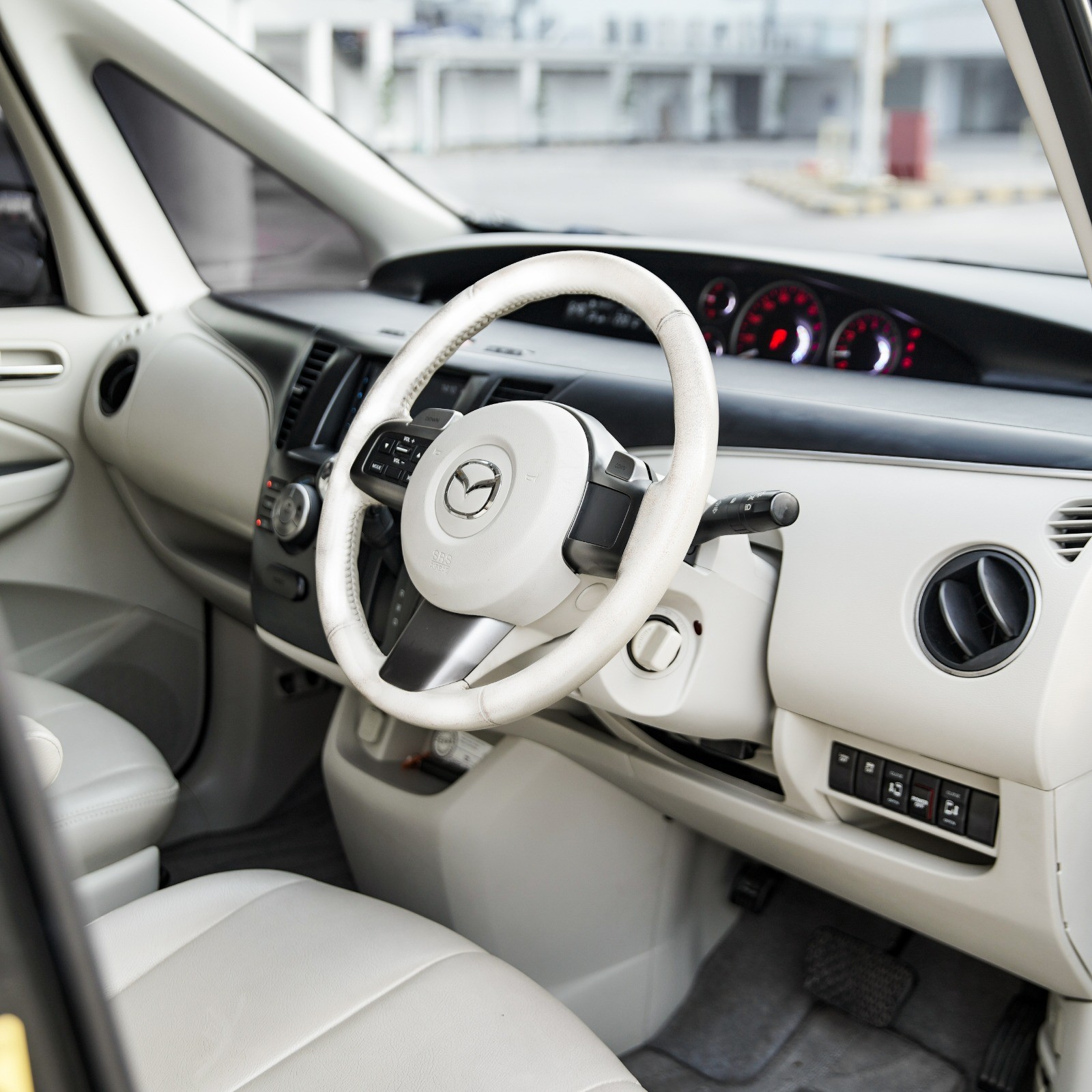 2015 Mazda Biante 2015 Mazda Biante