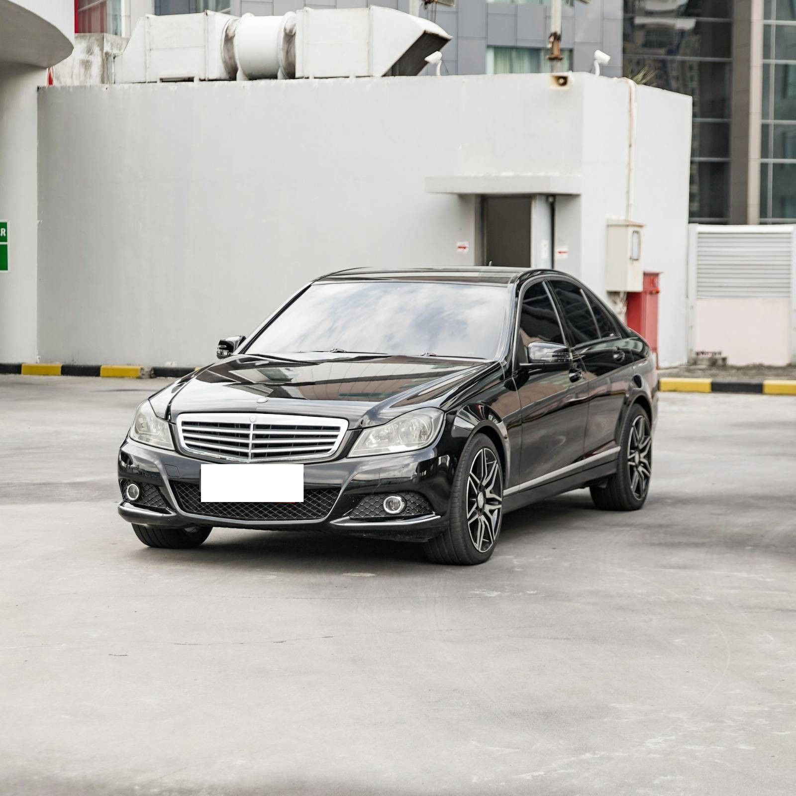 Second Hand 2012 Mercedes Benz C-Class Second Hand 2012 Mercedes Benz C-Class