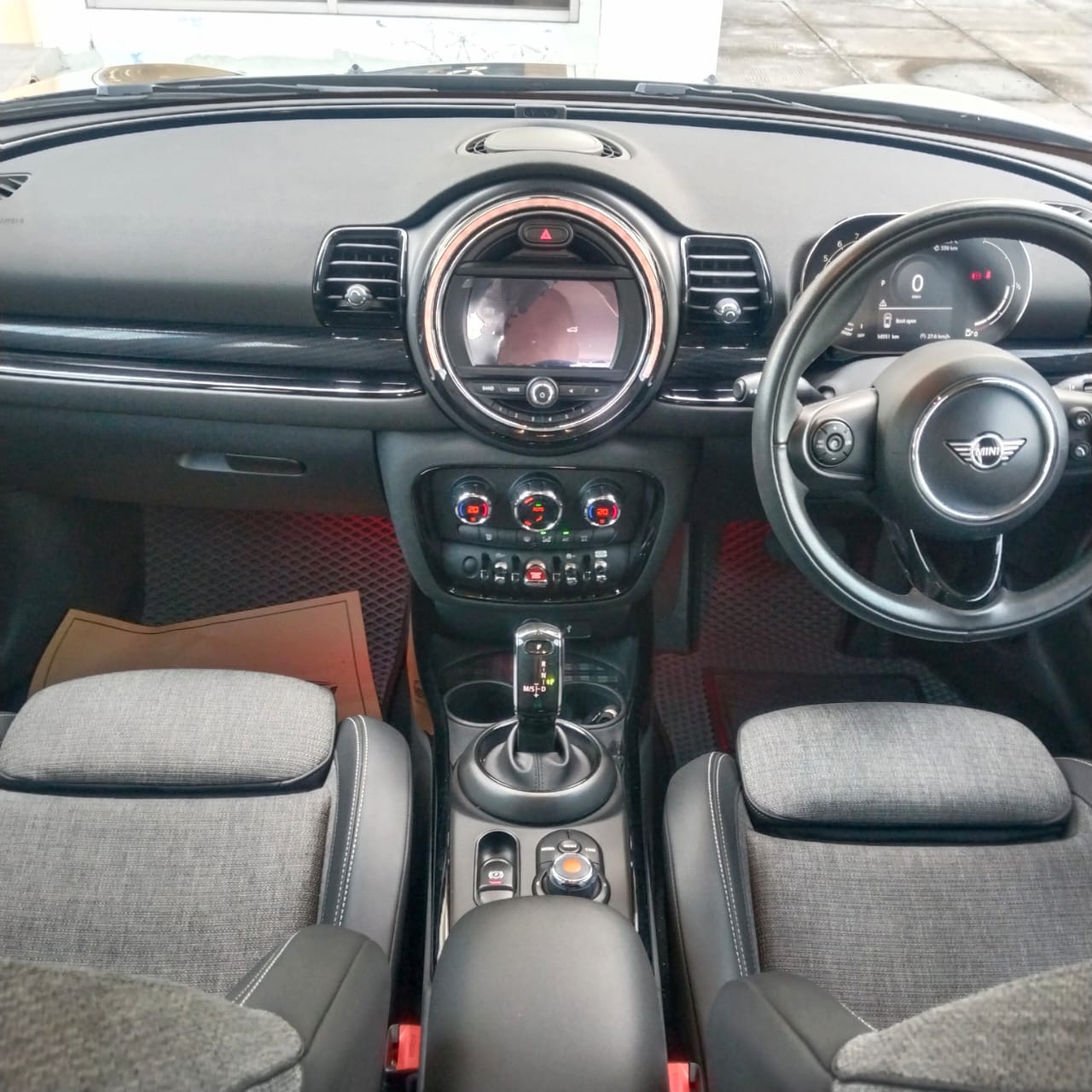 2020 MINI Clubman Cooper 2020 MINI Clubman Cooper