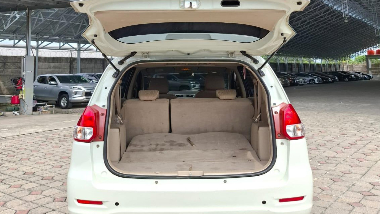 2015 Suzuki Ertiga 2015 Suzuki Ertiga