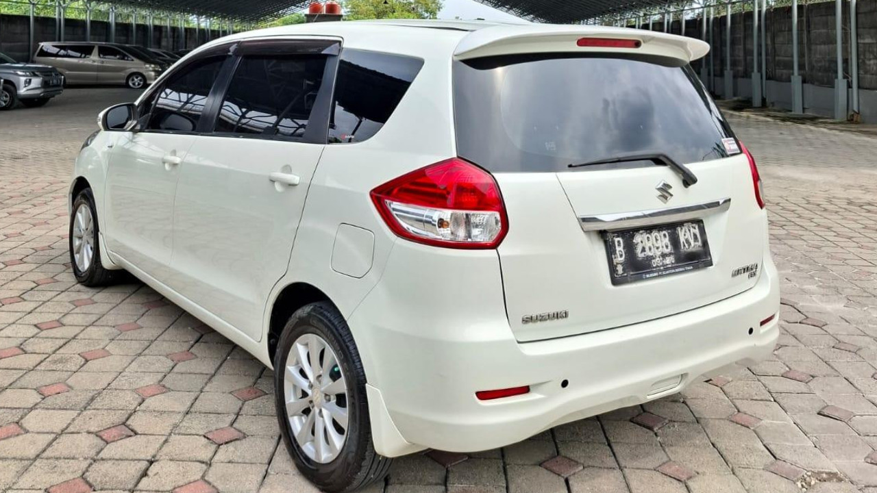 2015 Suzuki Ertiga 2015 Suzuki Ertiga