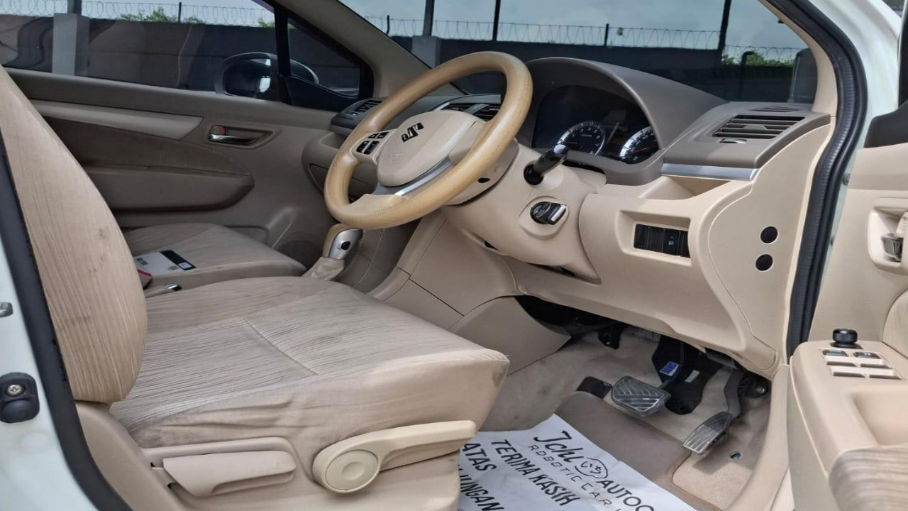 2015 Suzuki Ertiga 2015 Suzuki Ertiga