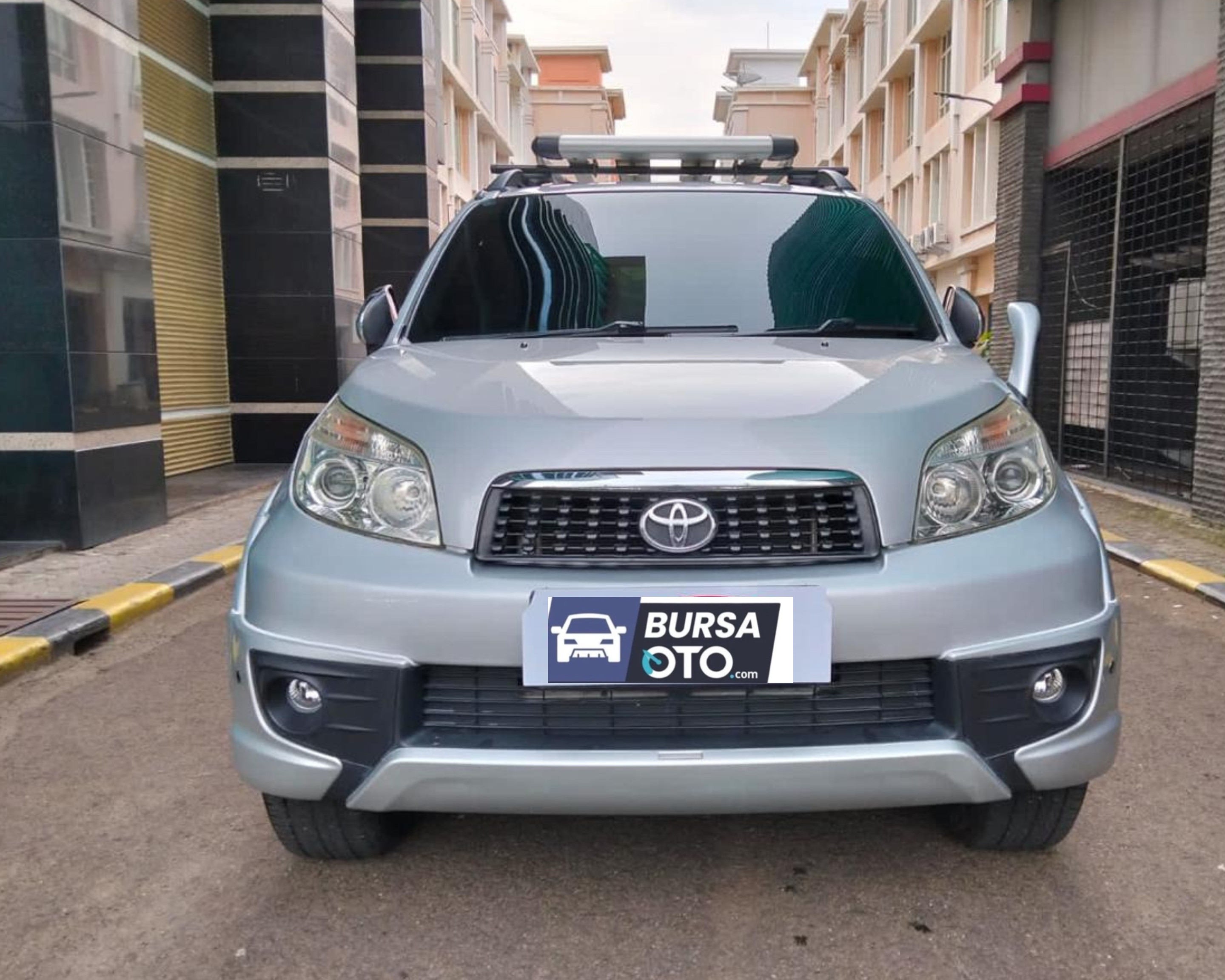 Second Hand 2013 Toyota Rush Second Hand 2013 Toyota Rush