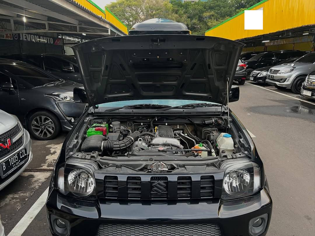 2017 Suzuki Jimny  4x4 1.3L AT 2017 Suzuki Jimny  4x4 1.3L AT