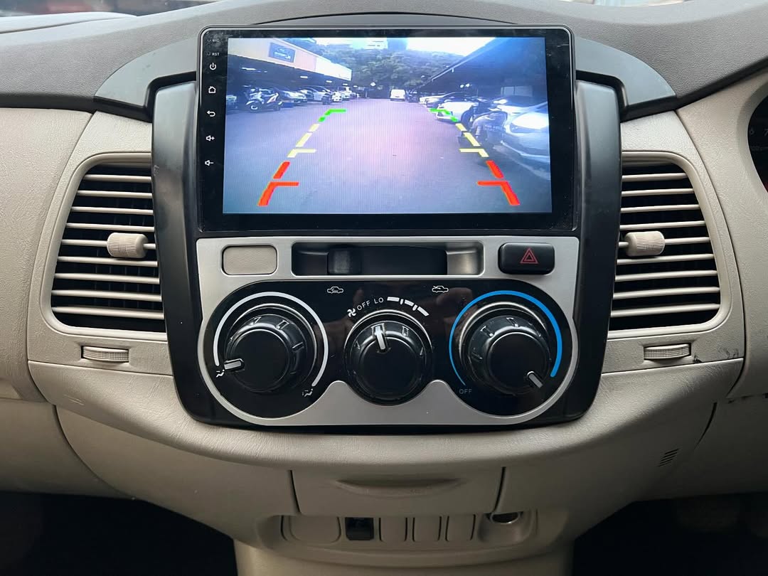 2014 Toyota Innova 2014 Toyota Innova