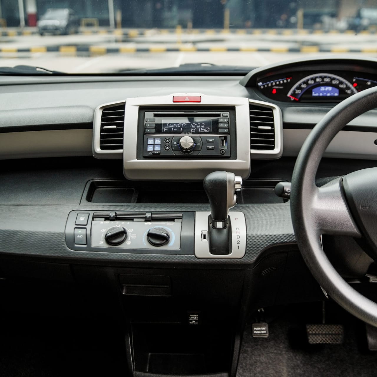 2015 Hyundai H1 2015 Hyundai H1