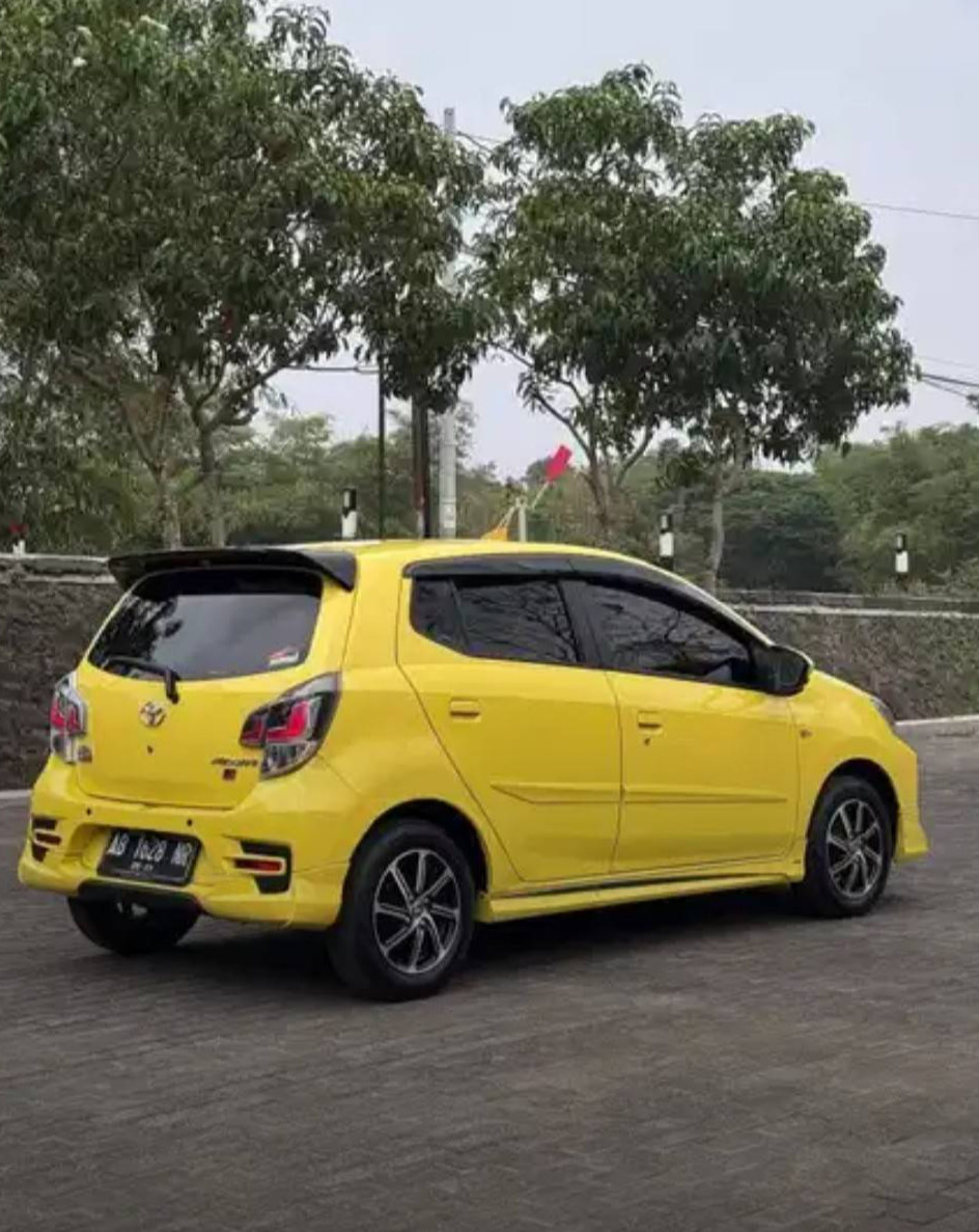 2022 Toyota Agya 1.2L GR Sport M/T 2022 Toyota Agya 1.2L GR Sport M/T