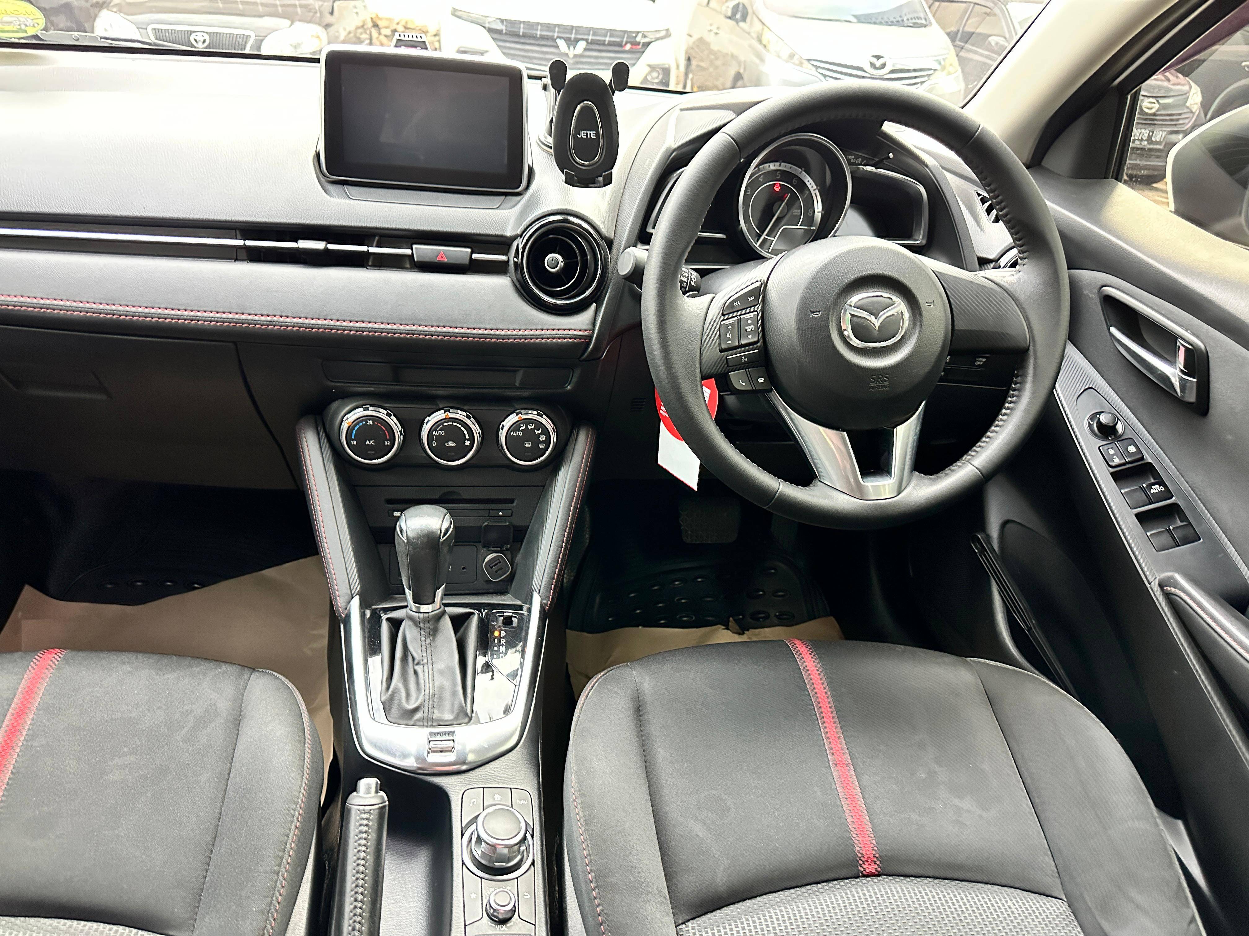 2014 Mazda 2 1.5L GT AT 2014 Mazda 2 1.5L GT AT