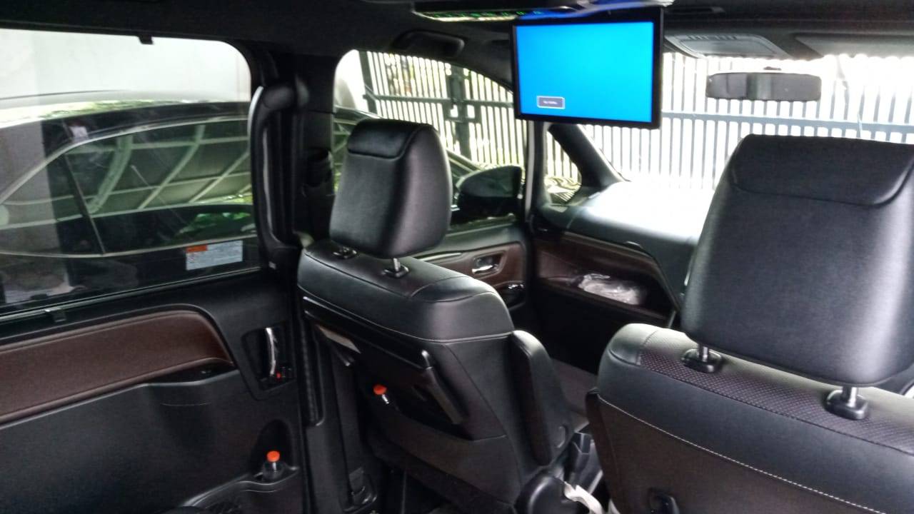 2020 Toyota Voxy 2.0L AT 2020 Toyota Voxy 2.0L AT