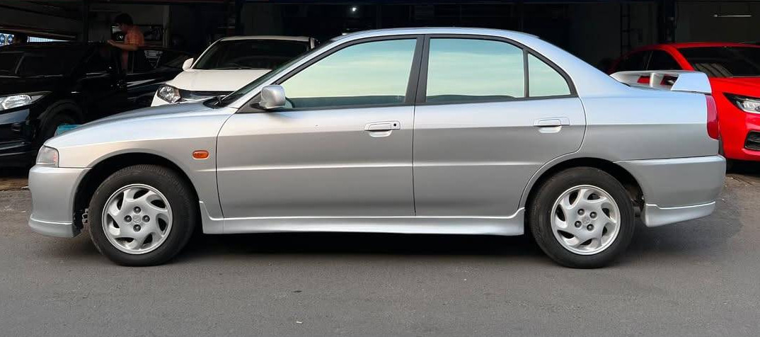 1997 Mitsubishi Lancer Evolution 1997 Mitsubishi Lancer Evolution