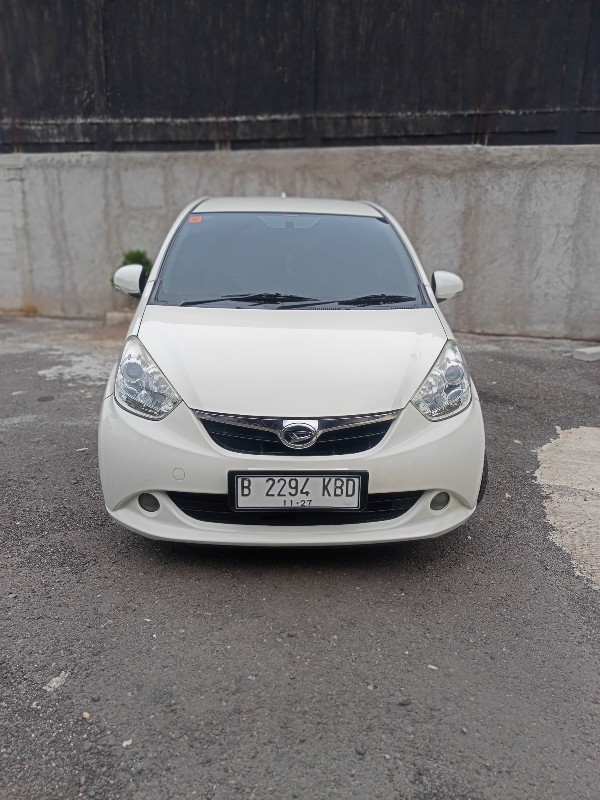 2013 Daihatsu Sirion R CVT