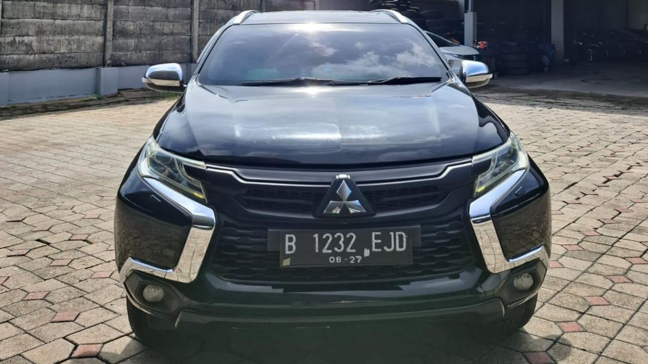 2017 Mitsubishi Pajero Sport Dakar AT 4x2
