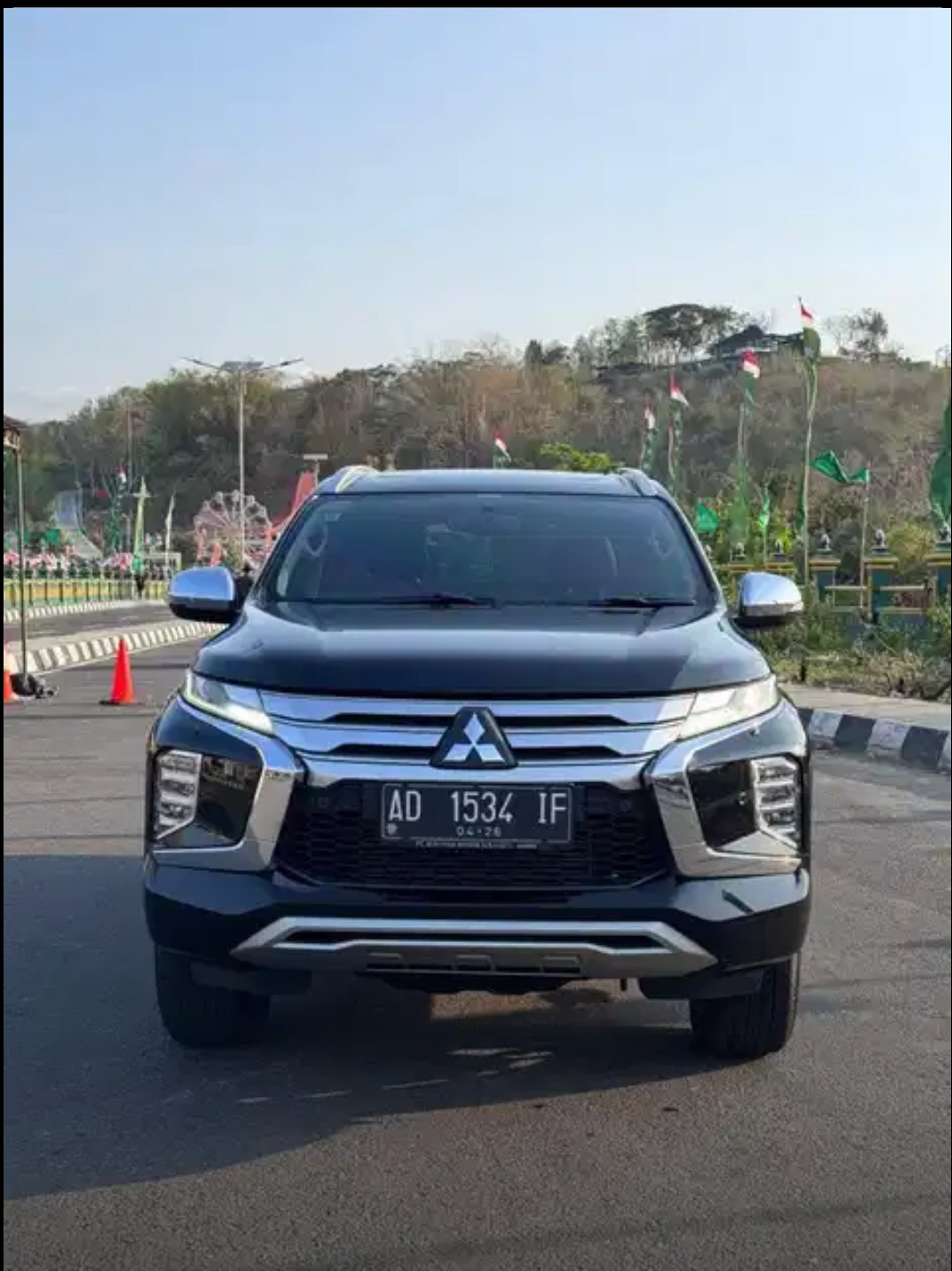 2021 Mitsubishi Pajero Sport Dakar AT 4x2 Bekas 2021 Mitsubishi Pajero Sport Dakar AT 4x2 Bekas