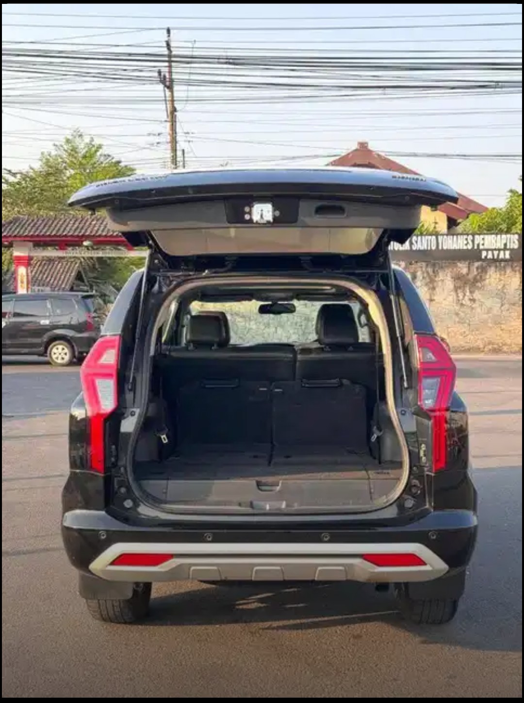 2021 Mitsubishi Pajero Sport Dakar AT 4x2 2021 Mitsubishi Pajero Sport Dakar AT 4x2