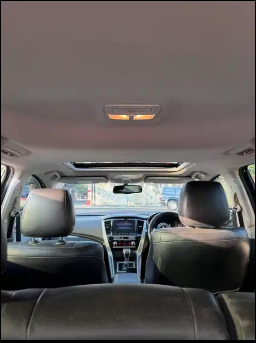 2021 Mitsubishi Pajero Sport Dakar AT 4x2 2021 Mitsubishi Pajero Sport Dakar AT 4x2