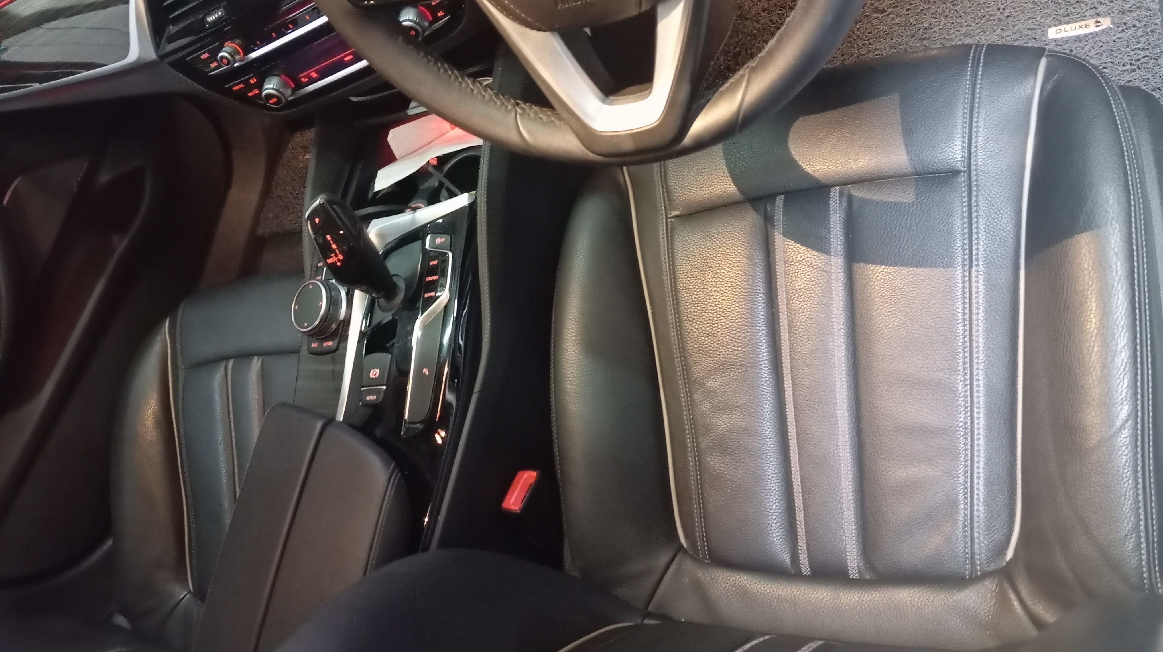 2019 BMW 5 Series Sedan  530i Luxury 2019 BMW 5 Series Sedan  530i Luxury