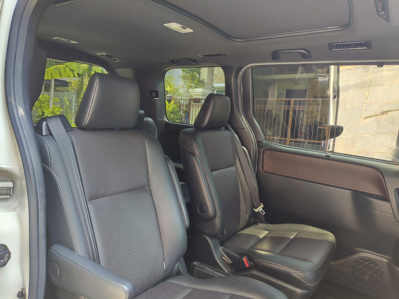 2018 Toyota Voxy 2.0L AT 2018 Toyota Voxy 2.0L AT