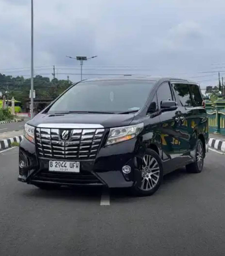 2018 Toyota Alphard  2.5 G A/T 2018 Toyota Alphard  2.5 G A/T