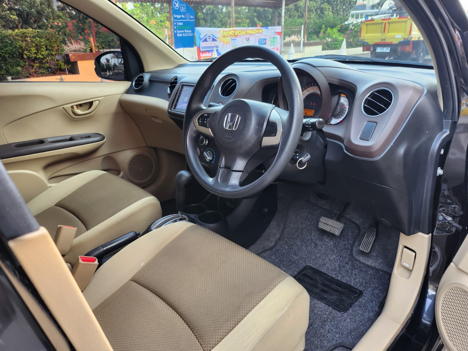 2013 Honda Brio 2013 Honda Brio