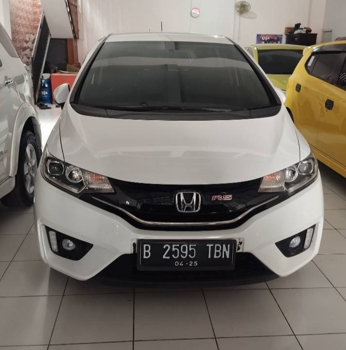 2015 Honda Jazz  1.5 RS AT BLACK TOP LIMITED EDITION 2015 Honda Jazz  1.5 RS AT BLACK TOP LIMITED EDITION