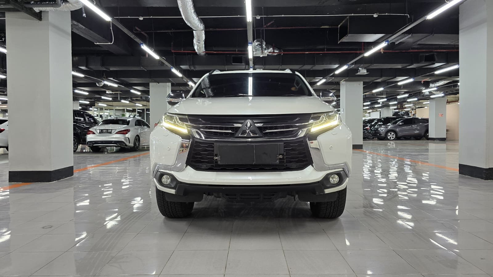 Second Hand 2019 Mitsubishi Pajero Second Hand 2019 Mitsubishi Pajero