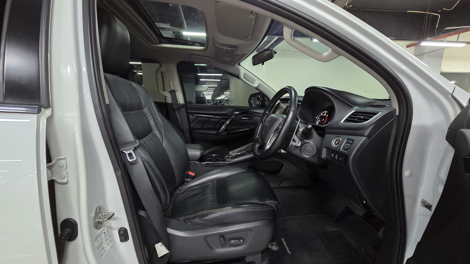 2019 Mitsubishi Pajero 2019 Mitsubishi Pajero