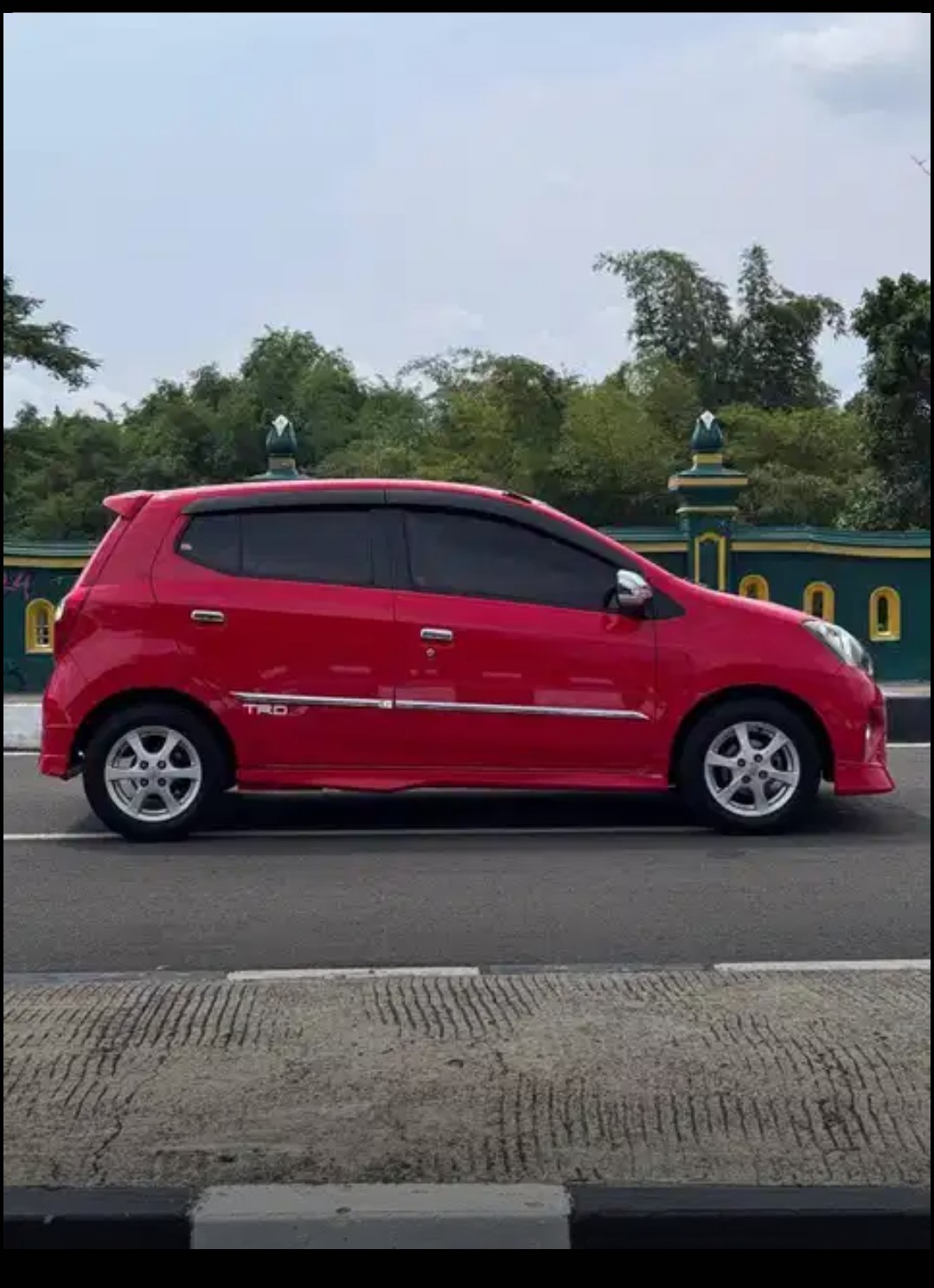 2016 Toyota Agya  1.0 G AT 2016 Toyota Agya  1.0 G AT