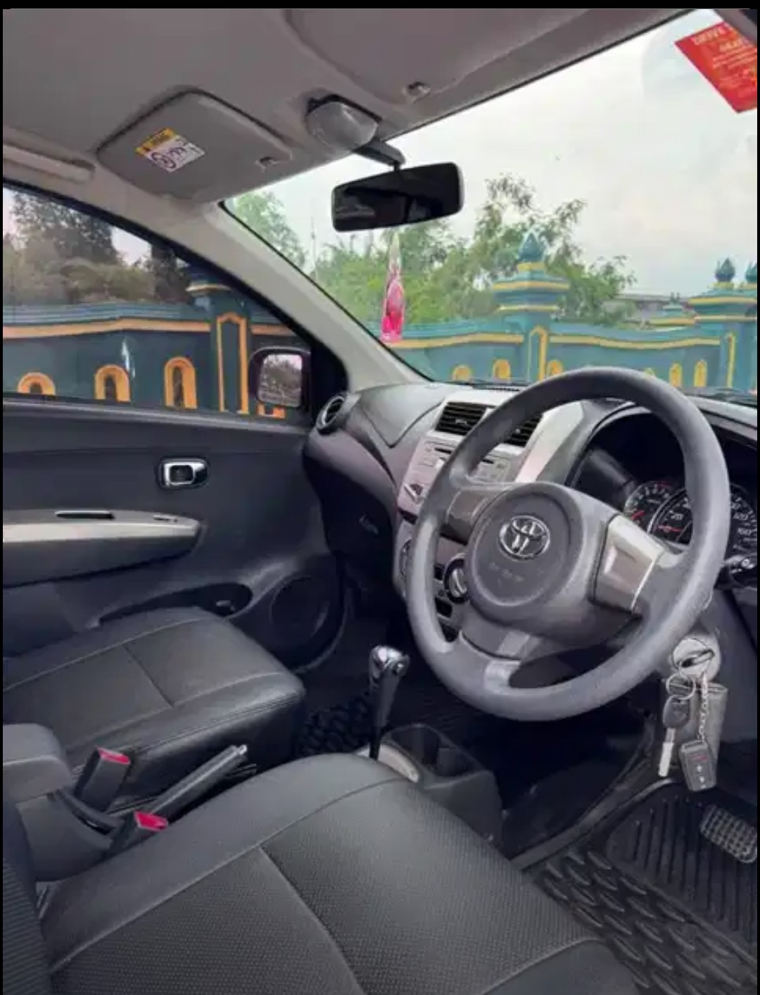 2016 Toyota Agya  1.0 G AT 2016 Toyota Agya  1.0 G AT