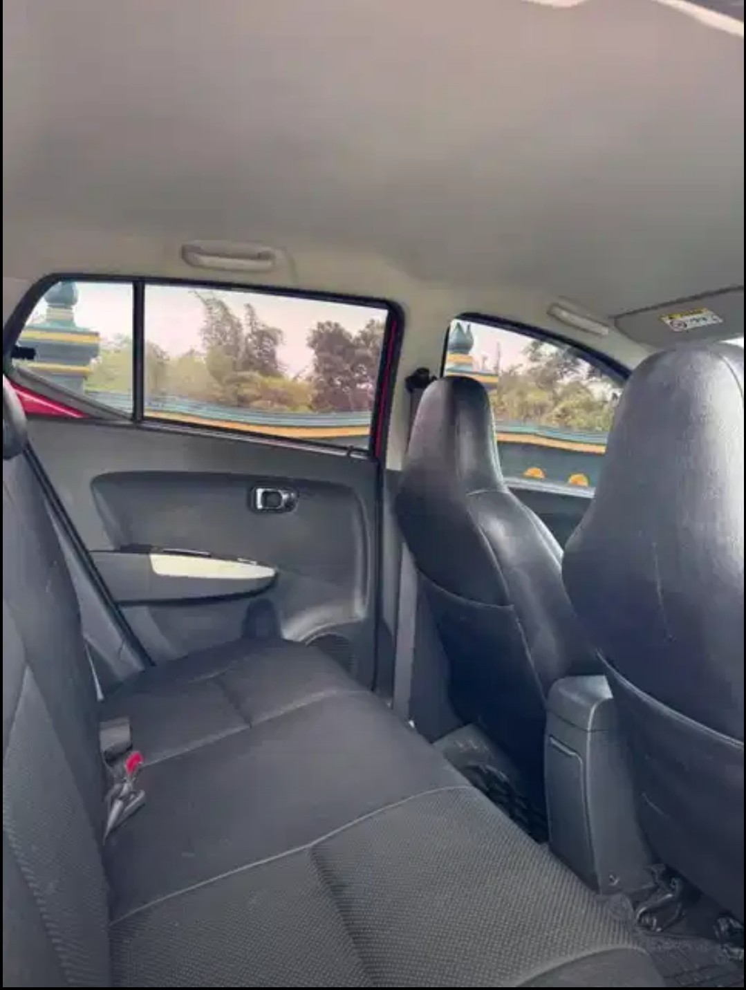 2016 Toyota Agya  1.0 G AT 2016 Toyota Agya  1.0 G AT