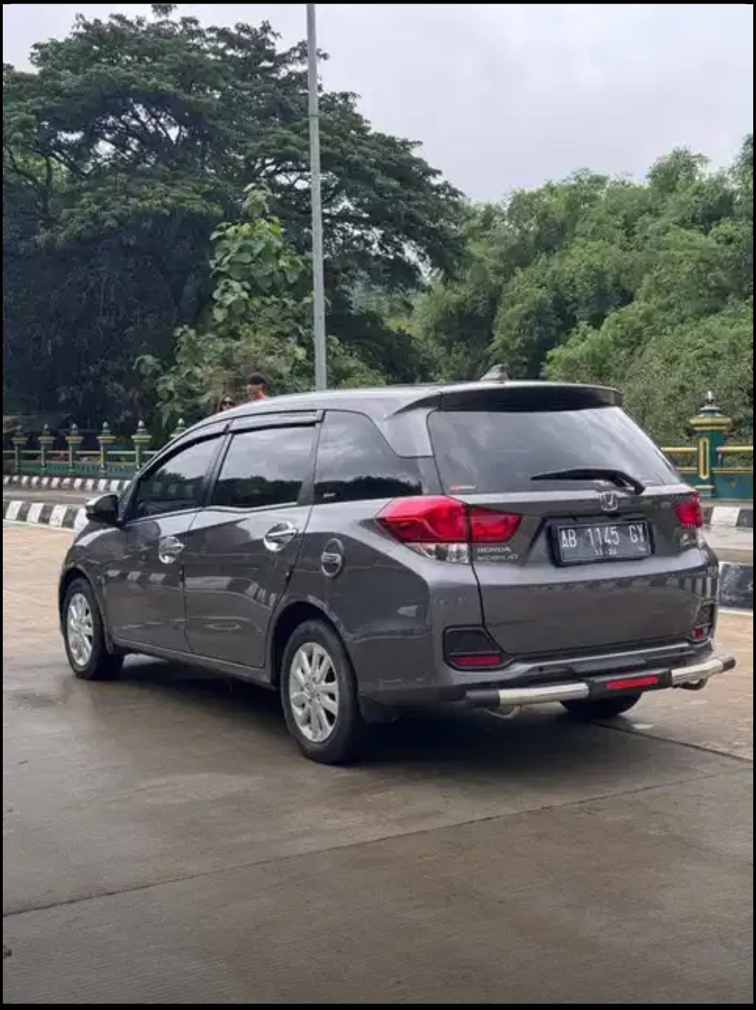 2016 Honda Mobilio  E  MT 2016 Honda Mobilio  E  MT