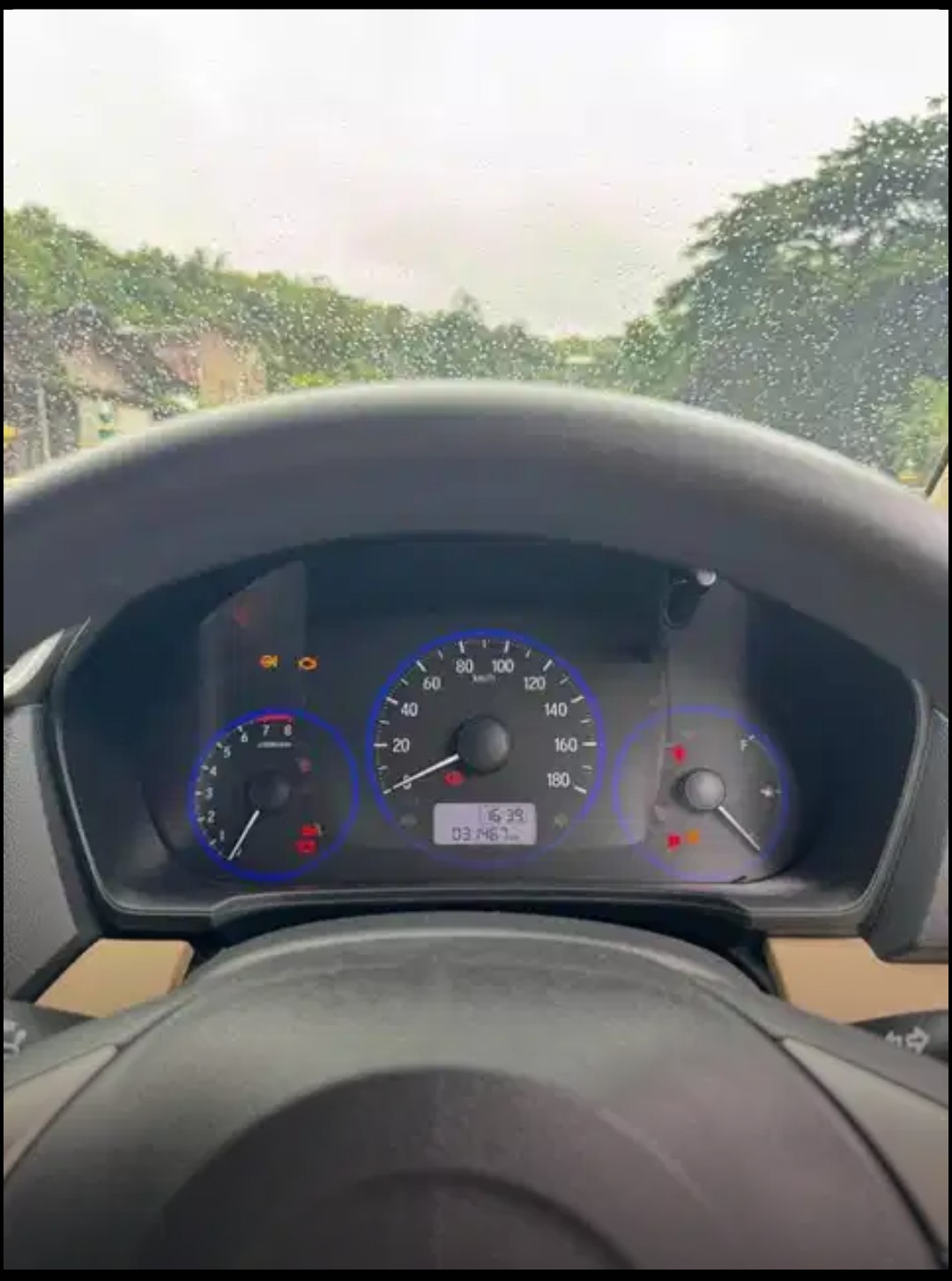 2016 Honda Mobilio  E  MT 2016 Honda Mobilio  E  MT