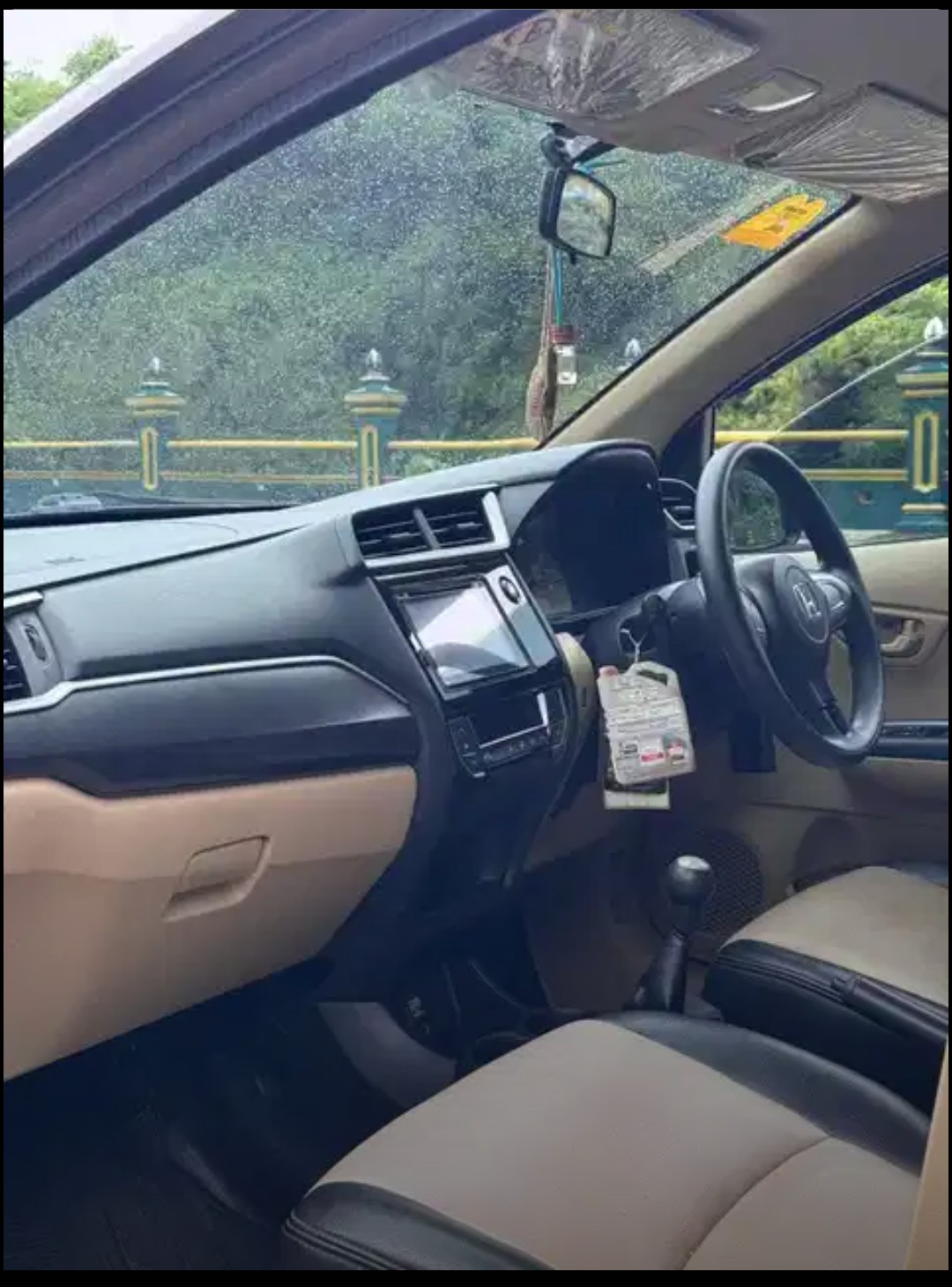 2016 Honda Mobilio  E  MT 2016 Honda Mobilio  E  MT