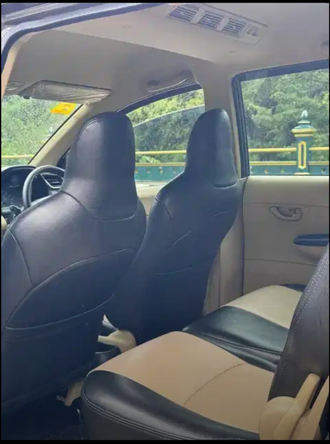 2016 Honda Mobilio  E  MT 2016 Honda Mobilio  E  MT