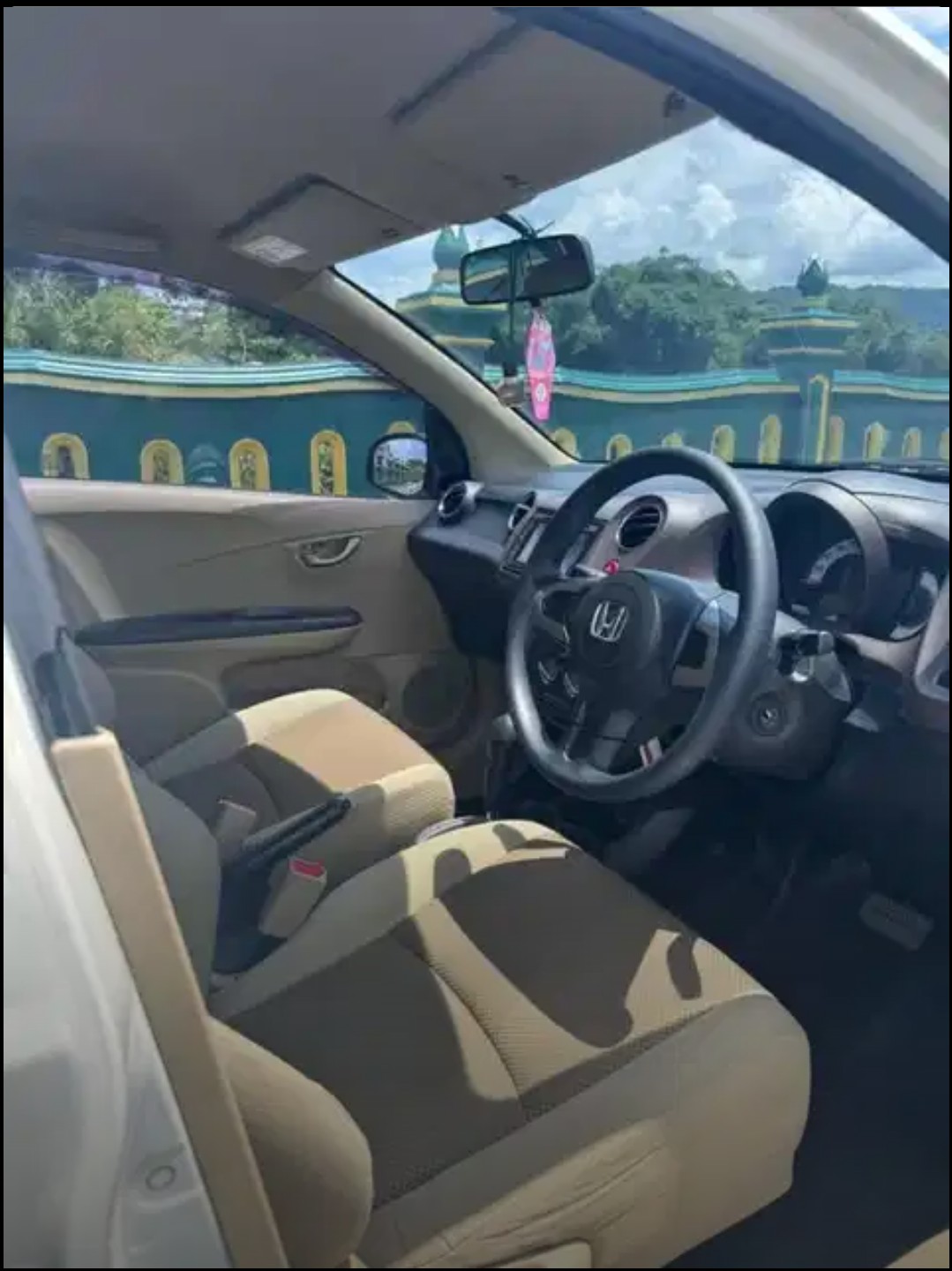 2015 Honda Brio  1.2 E AT 2015 Honda Brio  1.2 E AT