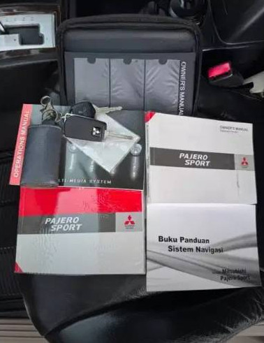 2013 Mitsubishi Pajero Sport  Dakar 4x2 2013 Mitsubishi Pajero Sport  Dakar 4x2