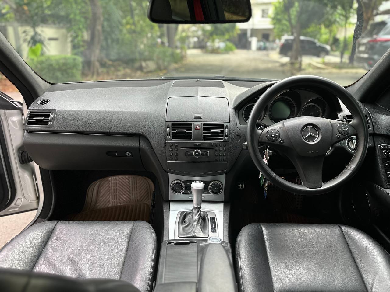 2011 Mercedes Benz C-Class 2011 Mercedes Benz C-Class