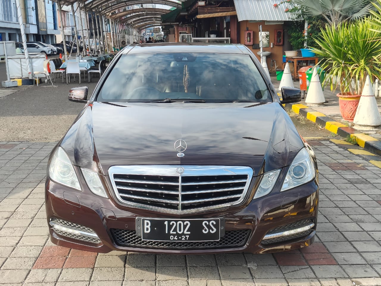 Second Hand 2011 Mercedes Benz E-Class Second Hand 2011 Mercedes Benz E-Class