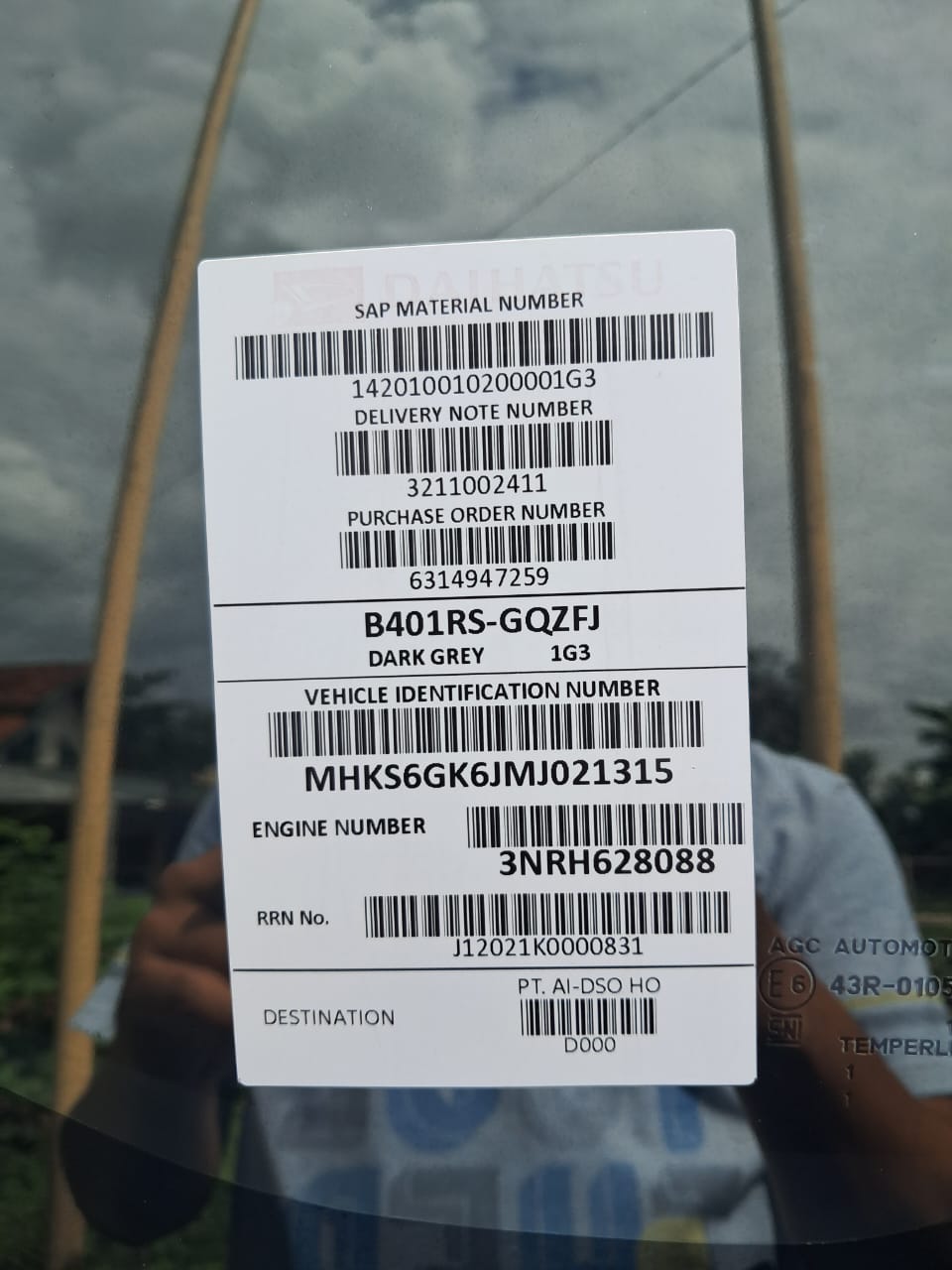 2022 Daihatsu Sigra 1.2 R AT 2022 Daihatsu Sigra 1.2 R AT