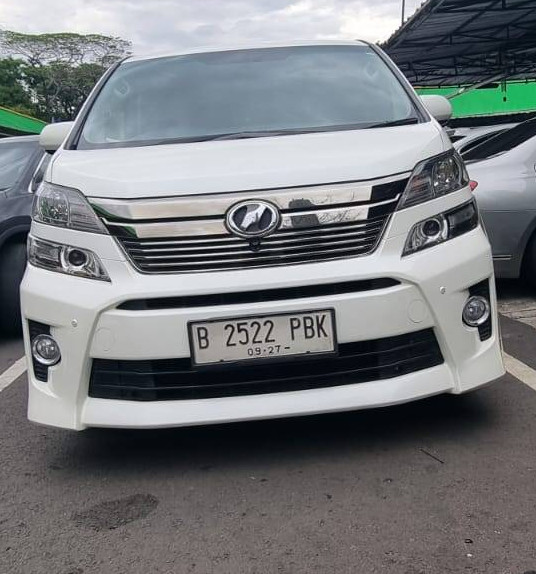 Second Hand 2012 Toyota Vellfire Second Hand 2012 Toyota Vellfire