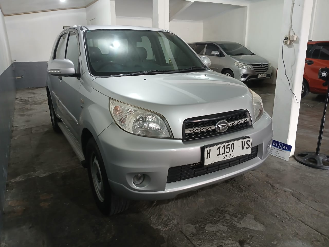 2013 Daihatsu Terios TS Extra 1.5L MT 2013 Daihatsu Terios TS Extra 1.5L MT