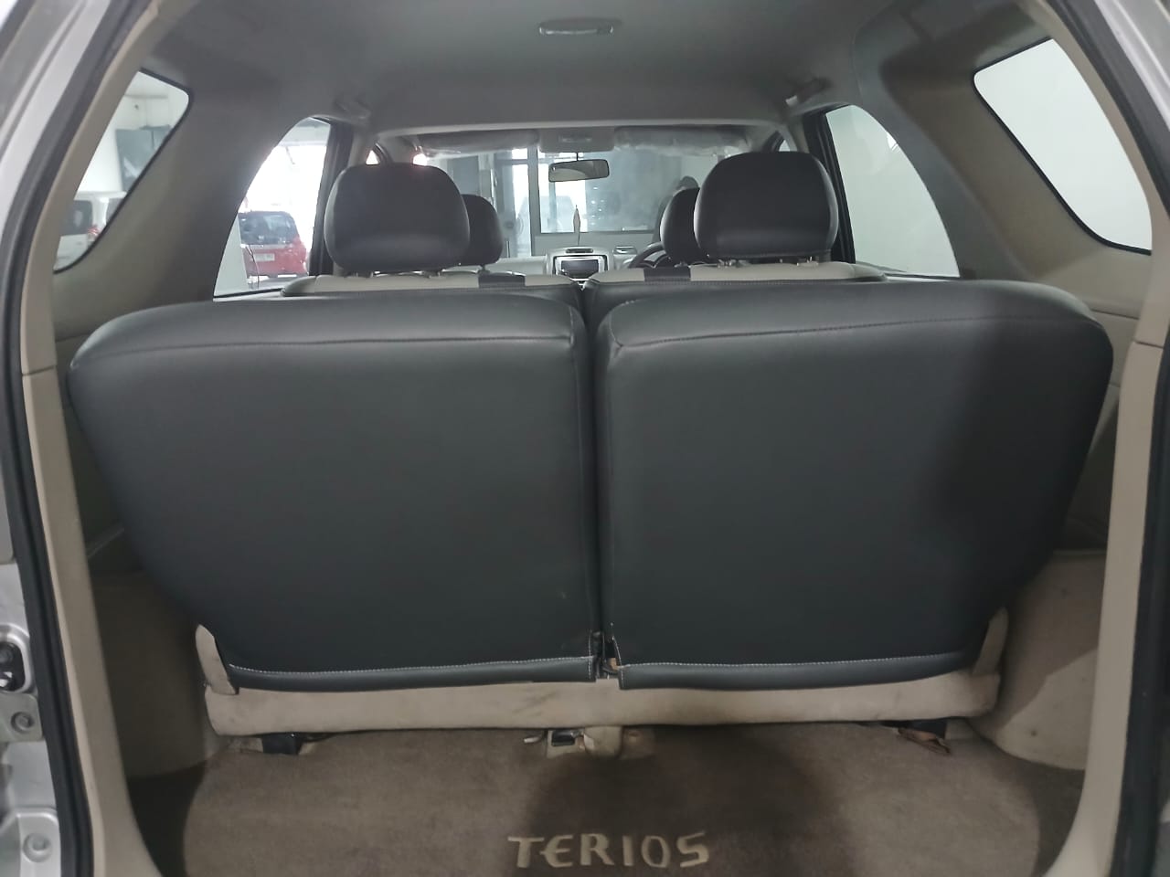 2013 Daihatsu Terios TS Extra 1.5L MT 2013 Daihatsu Terios TS Extra 1.5L MT