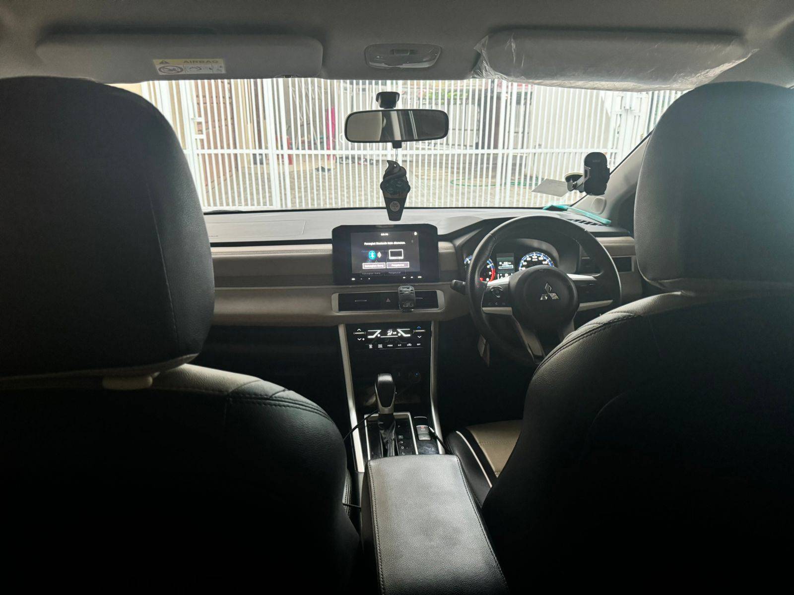 2022 Mitsubishi Xpander Ultimate CVT 2022 Mitsubishi Xpander Ultimate CVT