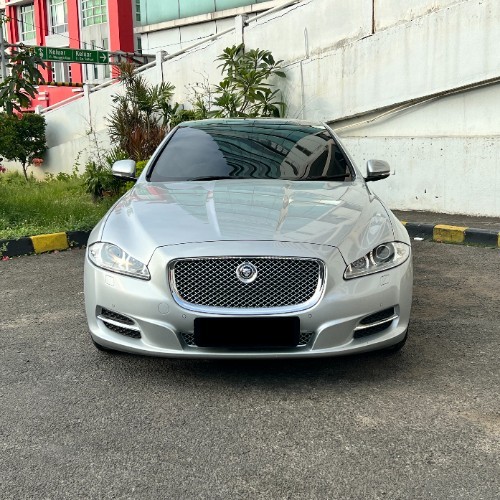 2013 Jaguar XJL Bekas 2013 Jaguar XJL Bekas